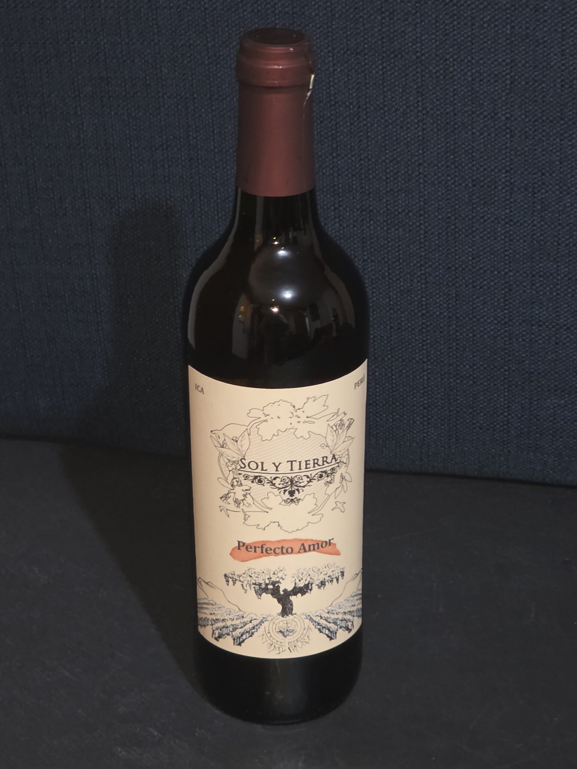 VINO SOL Y TIERRA PERFECTO AMOR X 750 ML